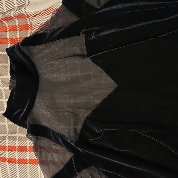 Night Way Collections Black Velour evening dress - Picture 6 of 7